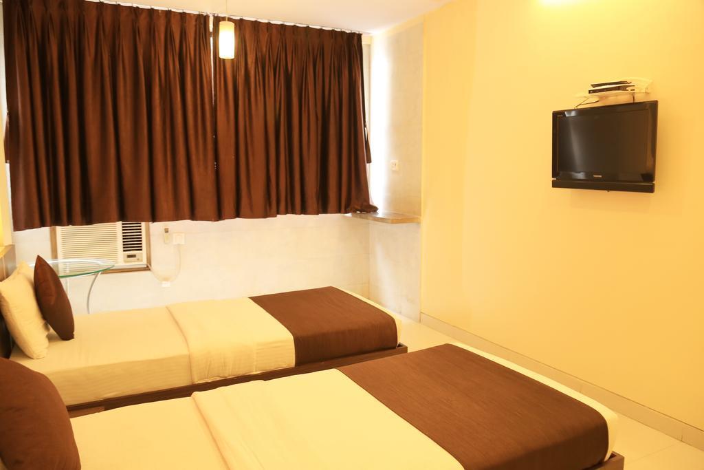 Hotel Panvel Palace Buitenkant foto
