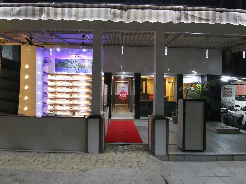 Hotel Panvel Palace Buitenkant foto